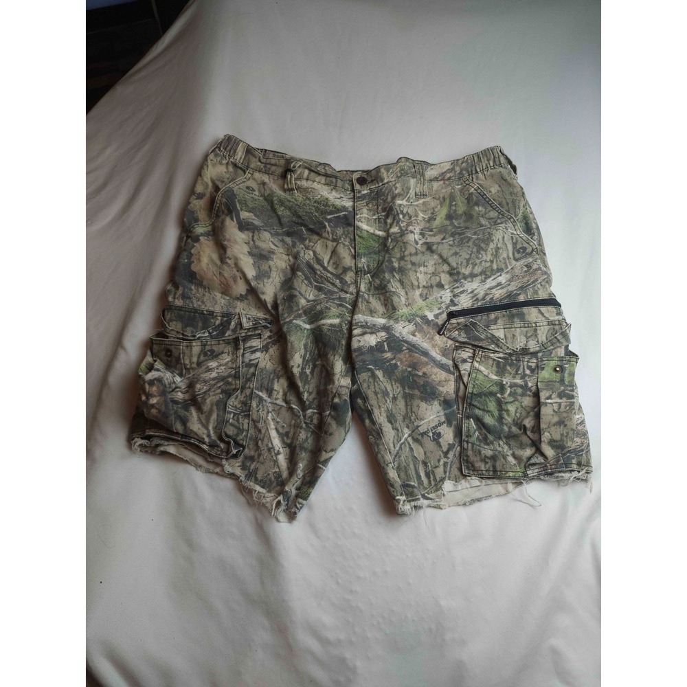 Mossy Oak Cargo Shorts Mens XL Green Camo Hunting Hiking Outdoorsy Utility